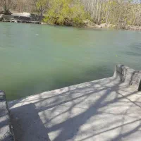 فروش باغ گردشگری لب اب دارای پنج سکو و فنس|فروش زمین و ملک کلنگی|سامان, |دیوار