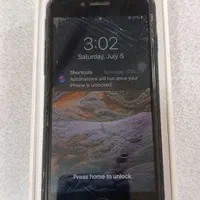 اپل iPhone 7 با حافظهٔ ۱۲۸ گیگابایت