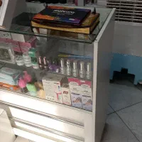 واگذاری مغازه (فقط دکور بدون جنس )آرایشی عطرادکلن|فروشگاه و مغازه|مشهد, نکاح|دیوار