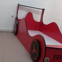 تختخواب تمیز در حد نو به ابعاد ۱مترو ۸۰ در ۸۰|تخت و سرویس خواب|ایلام, |دیوار