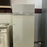 یخچال قدیمی اصل بدون تعمیر