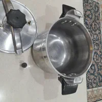 زودپز سب قدیمی اصل 8 و نیم لیتری|ظروف پخت‌وپز|تهران, نارمک|دیوار
