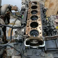 قطعات استوک اصلی ولوو -رنو