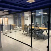 فرمانیه 180مترسند اداری با پارتیشن و50مترروف گاردن