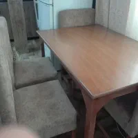 میز غذاخوری