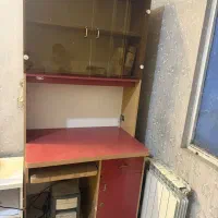 میز تحریر  فوق العاده محکم وسالم