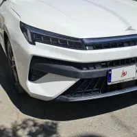 کی ام سی j7 مدل ۴۰۳ صفر با کلی لوازم اضافه