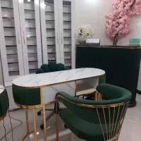 اجاره میز ناخن،تخت مژه،جذب دستیار رنگ (آموزشی)