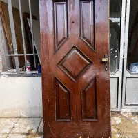 درب ورودی سالم با دستگیره و چشمی