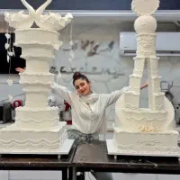 کیک عروسی با طراحی لوکس و قیمت کاملاً منصفانه|خدمات پذیرایی، مراسم|اهواز, زندوکیلی|دیوار