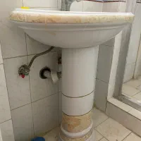 روشویی سرویس بهداشتی