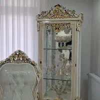 ویترین سه طبقه و میز عسلی