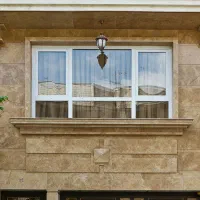 شاگرد کاشی کاری و سنگ کاری