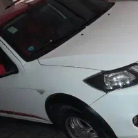 کوییک Rسفید و قرمز ۱۴۰۱