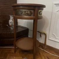 میز تلفن گرد