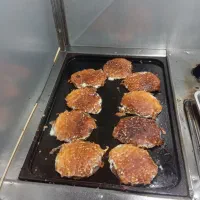 کارگر ساندویچی(جمعه تعطیل)