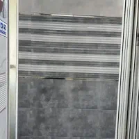پخش عمده و خرده فروشی کاشی و سرامیک از انبار