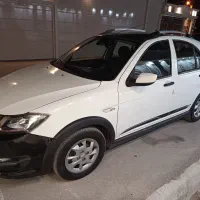 کوئیک معمولی سفید مشکی