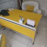 میز اداری و تحریر و صندلی مدیریتی