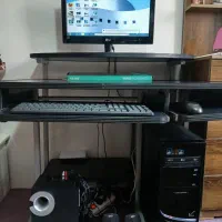 میز کامپیوتر