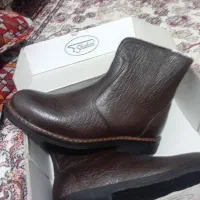 نیم بوت چرم ، فروخته شد