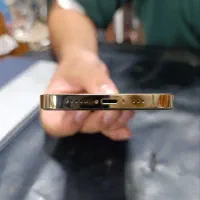 اپل iPhone 12 Pro با حافظهٔ ۱۲۸ گیگابایت