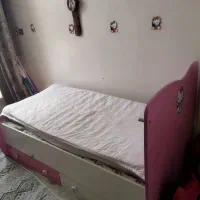 تخت و کمد کودک همراه با خوشخواب|تخت و سرویس خواب|تهران, سلسبیل جنوبی|دیوار