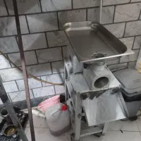 لوازم فست فودی بامغازه واگذارمیگردد.|کافی‌شاپ و رستوران|آبیک, |دیوار