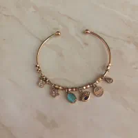 دستبند سنگ طبیعی طرح طلا