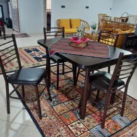 یک عدد کاناپه چوبی سنتی ومیزوصندلی ۴ نفره|مبلمان خانگی و میز عسلی|چالوس, |دیوار