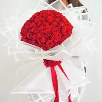 باکس و دسته گل رز هلندی ممتاز شاخه ای۳۰ گلفروشی