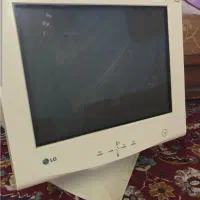 مانیتور طرح لبخند فروش و خریدار