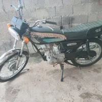 موتور هوندا ۱۲۵ مدارک دار