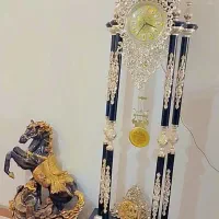 ساعت ایستاده