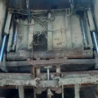 اتاق زباله کش خاور