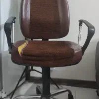 صندلی اداری چرخ دار