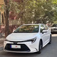 تویوتا لوین هیبرید ۱۸۰۰ پلاک ملی