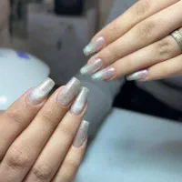 کاشت ناخون|خدمات آرایشگری و زیبایی|مشهد, اروند|دیوار