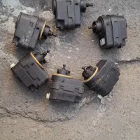 موتور تنظیم ارتفاع چراغ ۲۰۶ رانا ۲۰۷ سورن دنا|قطعات یدکی و لوازم جانبی|تهران, خاک سفید|دیوار