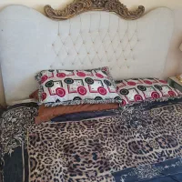 مبل- تخت و آینه -فرش -میز تی وی - تابلو فرش
