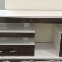 میزتلویزیون بسیارشیک کاملا سالم در حدنو