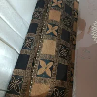 دوعدد پشتی یک‌میلیون و پانصد