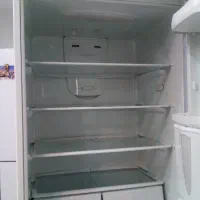 یخچال و فریزر در حد نو