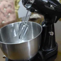 همزن برقی
