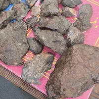 گوهر شناسی کارشناسی خریدار شهاب سنگ و الماس آسیاب