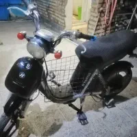 یک عدد موتور سیکلت برقی بفروش می‌رسد