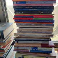 فروش کتابهای ادبی و رمان از کتابخانه شخصی