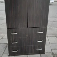کمد و رخت آویز