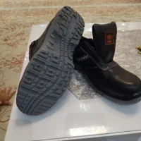 پوتین|کیف، کفش، کمربند|سنندج, |دیوار