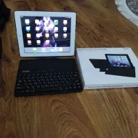 کیبورد بلوتوث و پایه نگه دارنده تبلت و گوشی|تبلت|قدس, شهرقدس|دیوار